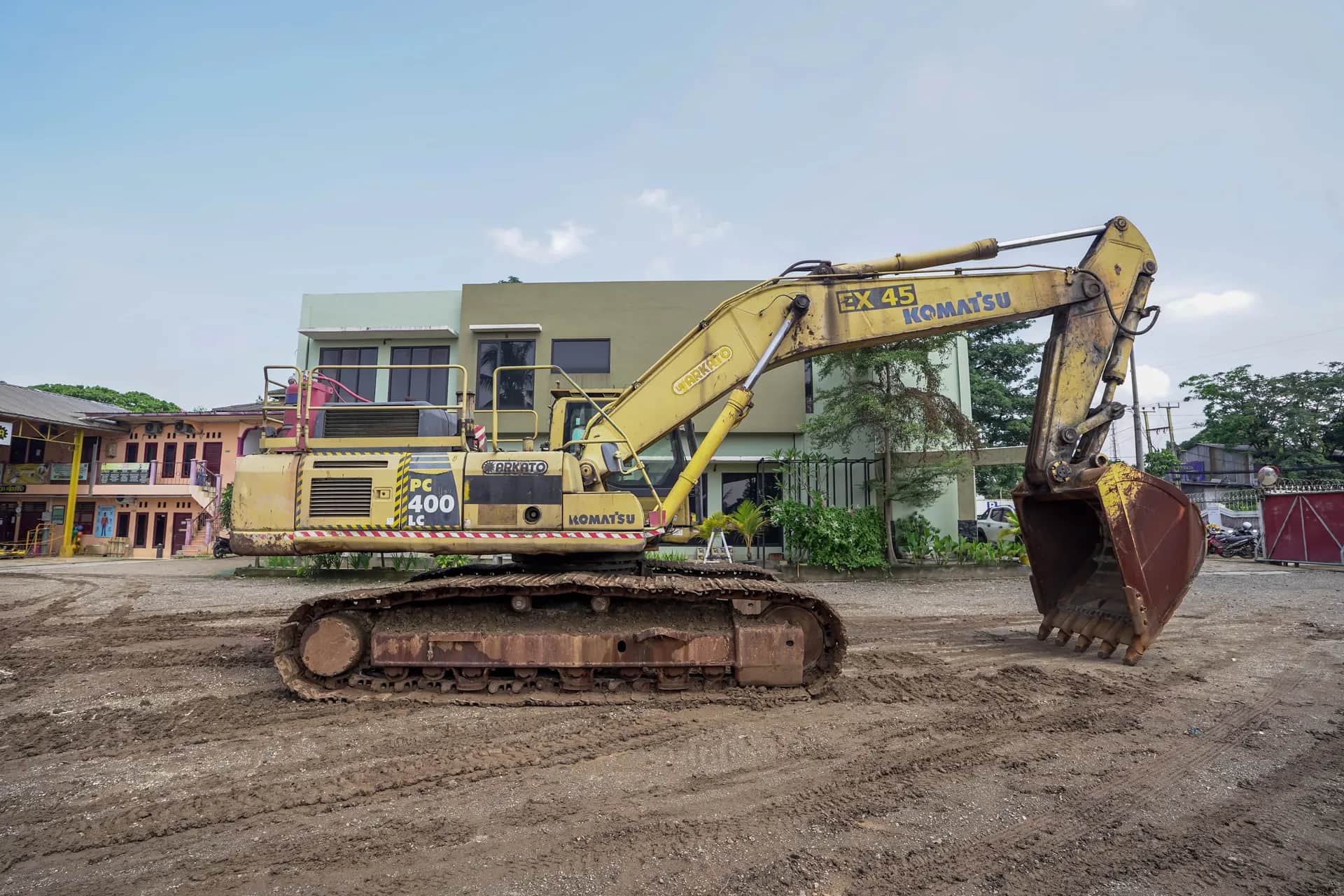 Excavator Komatsu PC400LC-8R Tahun 2020 Hidup Jalan Original
